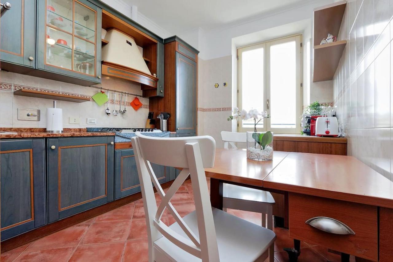Colosseo Sunset Apartment روما المظهر الخارجي الصورة